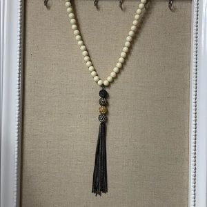 Stella &Dot - tassel necklace